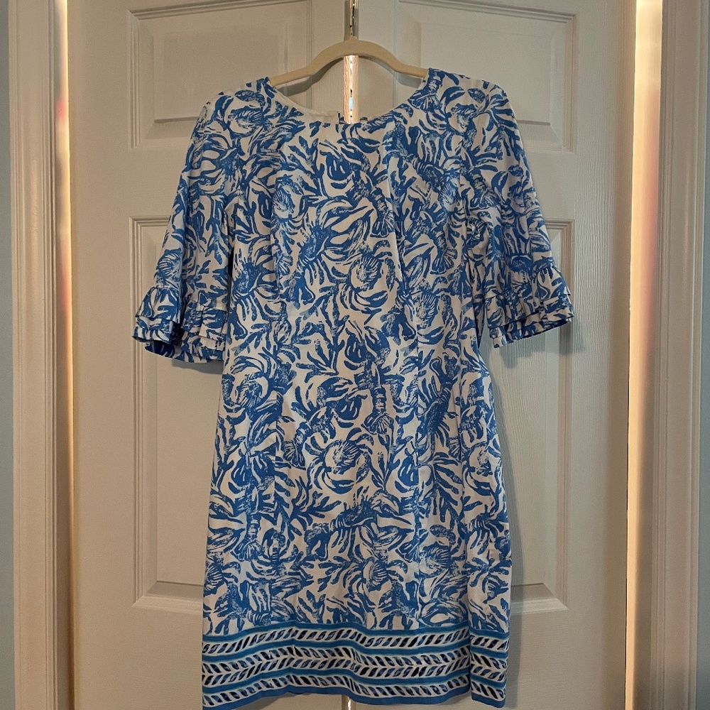 Lilly Pulitzer 6 blue white like new dress